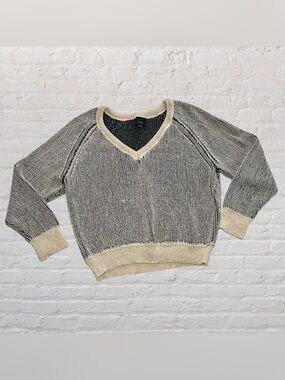 ĽUMIÈRE Cream & Black Cable Knit Pullover Deep V Sweater in Women’s Size Medium